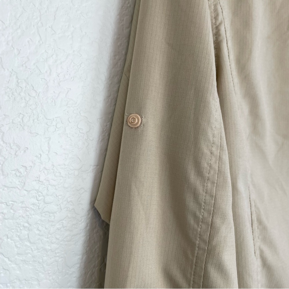 Patagonia Khaki Women's Shirt Size 8 - Picture 8 of 12